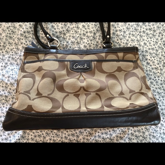 Coach Park Signature Carryall - Picture 2 of 13